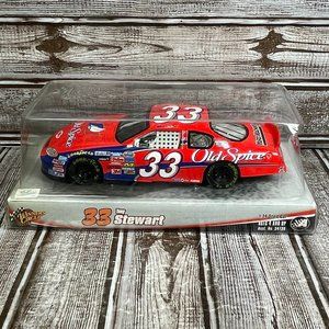 Winner's Circle TONY STEWART #33 Old Spice 2005 NASCAR MA 1:24 Scale Car NIB NEW